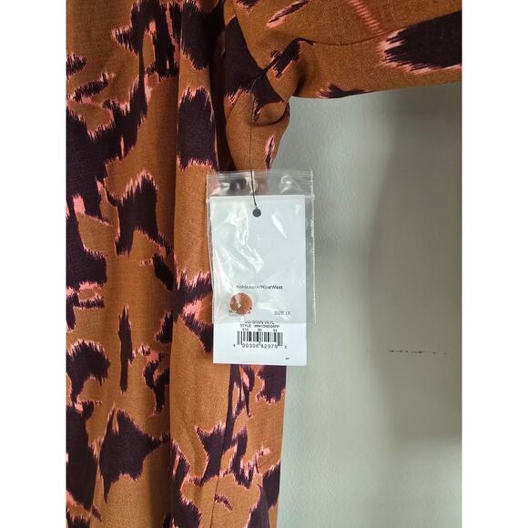 Plus Size Nine West Button-Front Balloon-Sleeve Tunic - Picture 5 of 8